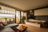 Wohnzimmer - GOLDIMMOBILIEN: Gepflegte 3-Zimmer Wohnung mit tollem Ausblick